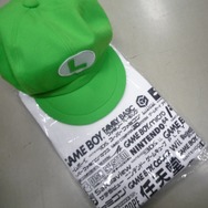 出演した人には「ニコニコ超会議2オリジナル 任天堂 歴代ハードロゴTシャツ」と「ルイージの帽子」をプレゼント