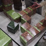 【ニコニコ超会議2】生のブロックで遊べる「超リアルマインクラフト」コーナー