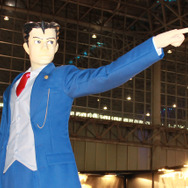 「異義あり!」で決めポーズ