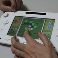 向い合って対戦する『オセロ』、雰囲気出ます