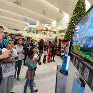 ショッピングモールで開催されたWii U体験会写真提供: Getty Images