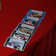 「君主」に対して武将カードのプレゼントも行われた