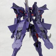 『マブラヴ オルタネイティヴ』1/144スケール「武御雷 Type-00R」のプラスチックキット発売