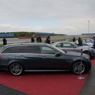 「グランツーリスモ」15周年記念イベント、会場の様子をチェック