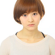 阿万音鈴羽役:佃井皆美