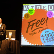 【VIDFEST】「ロングテール」のクリス・アンダーソンが語る「無料」経済の将来像