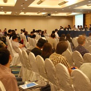 会場はのべ150名近くの参加者でにぎわった