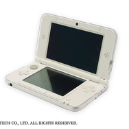 ゲームテック、ニンテンドー3DS LL用セミハードポーチとカバー3種の新色を発売