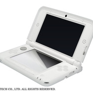 ゲームテック、ニンテンドー3DS LL用セミハードポーチとカバー3種の新色を発売