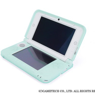 ゲームテック、ニンテンドー3DS LL用セミハードポーチとカバー3種の新色を発売