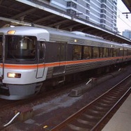 今どきゲーム事情■杉山淳一：『A列車で行こう8』デジタル鉄道玩具の車両たち〜ゲームの主役である列車を中心に紹介〜