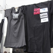 【E3 2013】今年も多数のアイテムを揃えて営業中です、E3公式ストア