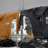 【E3 2013】今年も多数のアイテムを揃えて営業中です、E3公式ストア