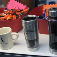 【E3 2013】今年も多数のアイテムを揃えて営業中です、E3公式ストア