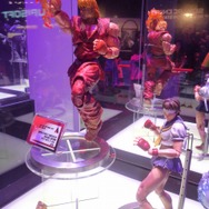 【E3 2013】『ライトニングリターンズ』『FFX&X-2』も遊べた、スクエニブースレポ ― ライトニングのフィギュアも展示