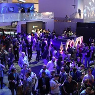 【E3 2013】ソニーブースは過去最大級のサイズで出迎え・・・3機種で充実のラインナップ