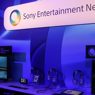 【E3 2013】ソニーブースは過去最大級のサイズで出迎え・・・3機種で充実のラインナップ