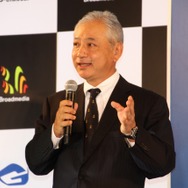 PR大使の西山 茉希さん、つるの 剛士さんが登場！クラウドゲーム機「G-cluster」発売記念イベント