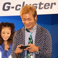PR大使の西山 茉希さん、つるの 剛士さんが登場！クラウドゲーム機「G-cluster」発売記念イベント