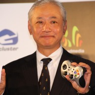 PR大使の西山 茉希さん、つるの 剛士さんが登場！クラウドゲーム機「G-cluster」発売記念イベント