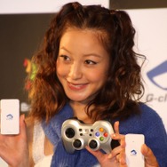 PR大使の西山 茉希さん、つるの 剛士さんが登場！クラウドゲーム機「G-cluster」発売記念イベント