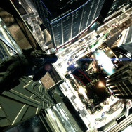 ビルの壁面を降下。ここはアメリカではない？