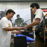 プロ格闘ゲーマーと一般ファンが激突！ 秋葉原で『インジャスティス：神々の激突』の発売イベントが開催