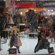 【ジャパンエキスポ2013】多数の「PLAY ARTS改」製品を展示、スクウェア・エニックスブース