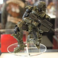 【ジャパンエキスポ2013】多数の「PLAY ARTS改」製品を展示、スクウェア・エニックスブース