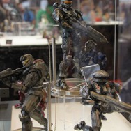 【ジャパンエキスポ2013】多数の「PLAY ARTS改」製品を展示、スクウェア・エニックスブース