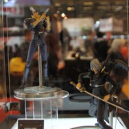 【ジャパンエキスポ2013】多数の「PLAY ARTS改」製品を展示、スクウェア・エニックスブース