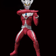 ULTRA-ACT「ウルトラマンタロウ」発売、ウルトラ6兄弟シリーズが遂に集結
