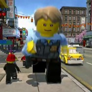 どうして巨大化? レゴだから?