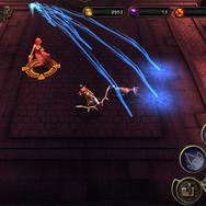 15ステージのボス「魔女」。放射状に光を放つ魔法は、懐に入れば攻撃が当たりません