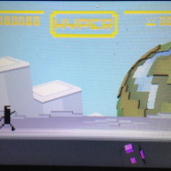 『BIT.TRIP RUNNER』は、リズム星人が左から右に疾走する走りゲーム