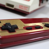 【ファミコン生誕30周年企画】ファミコンが刷り込んだ親指の位置
