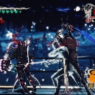 ワイヤーズを攻撃することで刀は血液を吸収し、モンドのエネルギーに