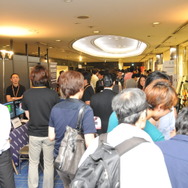 廊下、またの名をエキスポ。