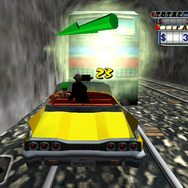 線路の上も走れます！……が、当然、電車が来ることも。