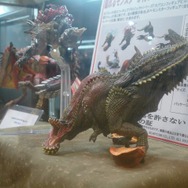 【ワンフェス2013夏】話題沸騰の問題作『ダンロン』フィギュアも続々―フォトレポート/ゲーム関連