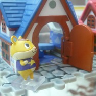 【ワンフェス2013夏】小さいながらも細かく再現『とびだせ どうぶつの森』お家&家具コレクション