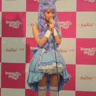 道重さゆみさんが神アイドル「ハロリ」の姿で登場！『ドラゴンネスト』と銀座コージーコーナーのコラボイベント