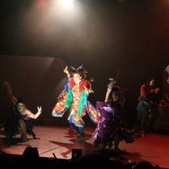 舞台「逆転裁判 ～逆転のスポットライト～」ゲネプロ公演のフォトレポートをお届け