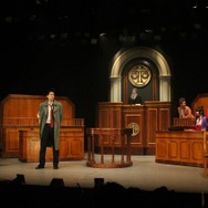 舞台「逆転裁判 ～逆転のスポットライト～」ゲネプロ公演のフォトレポートをお届け