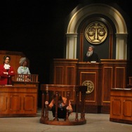 舞台「逆転裁判 ～逆転のスポットライト～」ゲネプロ公演のフォトレポートをお届け