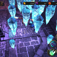 氷男の「氷柱落とし（何本もの氷柱が落ちてくる広範囲攻撃）」