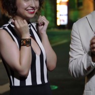 乱一世さん出演の『ハイスクール DxD』CM撮影の舞台裏に潜入！乱さんにとっての三次元と二次元の巨乳とは!?さらにリアル「ドレスブレイク」も披露