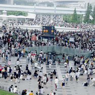 コミックマーケット84のコスプレ広場をフォトレポート