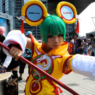 コミックマーケット84のコスプレ広場をフォトレポート
