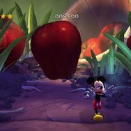 巨大なリンゴが迫ってきます